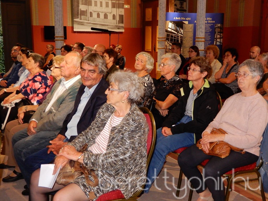 Konrád-emlékpad avatás 66